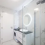 Diklo - Modern 2 Bedroom Apartment Zadar