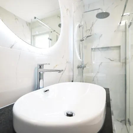 Апартаменты Diklo - Modern 2 Bedroom Задар