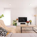 Diklo - Modern 2 Bedroom Lejlighed