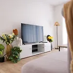 Lejlighed Diklo - Modern 2 Bedroom *