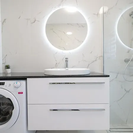 Diklo - Modern 2 Bedroom * Zadar