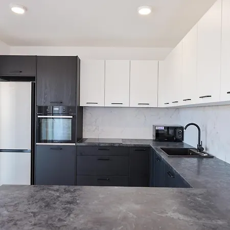 Apartment Diklo - Modern 2 Bedroom *