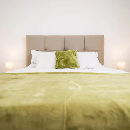 Diklo - Modern 2 Bedroom Appartement *