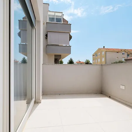 Apartment Diklo - Modern 2 Bedroom