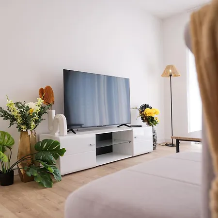 Lägenhet Diklo - Modern 2 Bedroom *