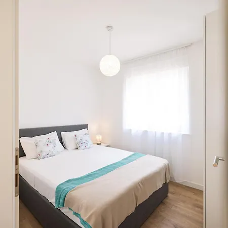 Lägenhet Diklo - Modern 2 Bedroom *